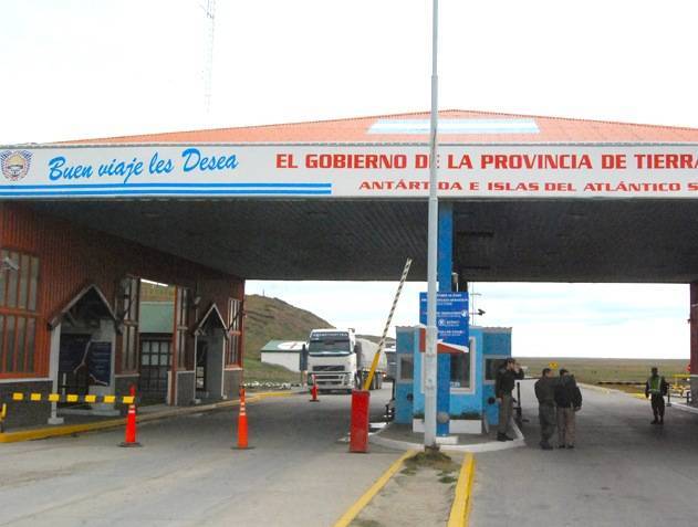 Autoridades chilenas mantienen inflexible el horario de frontera para la salida vacacional de 8 a 15 horas
