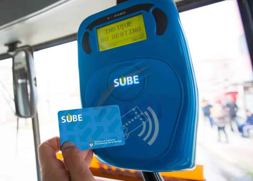 SUBE: el Gobierno anunció que el transporte público se podrá abonar con cualquier medio de pago