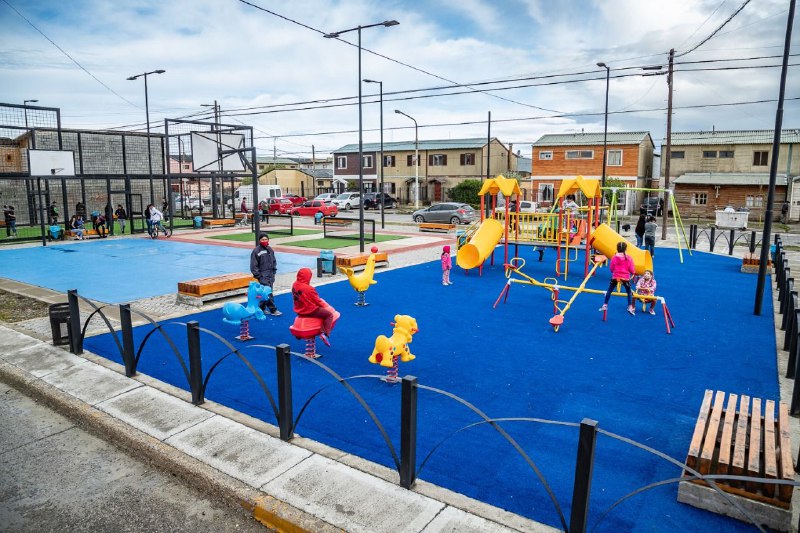 El Municipio habilitó finalmente la nueva plaza en el barrio Intevu