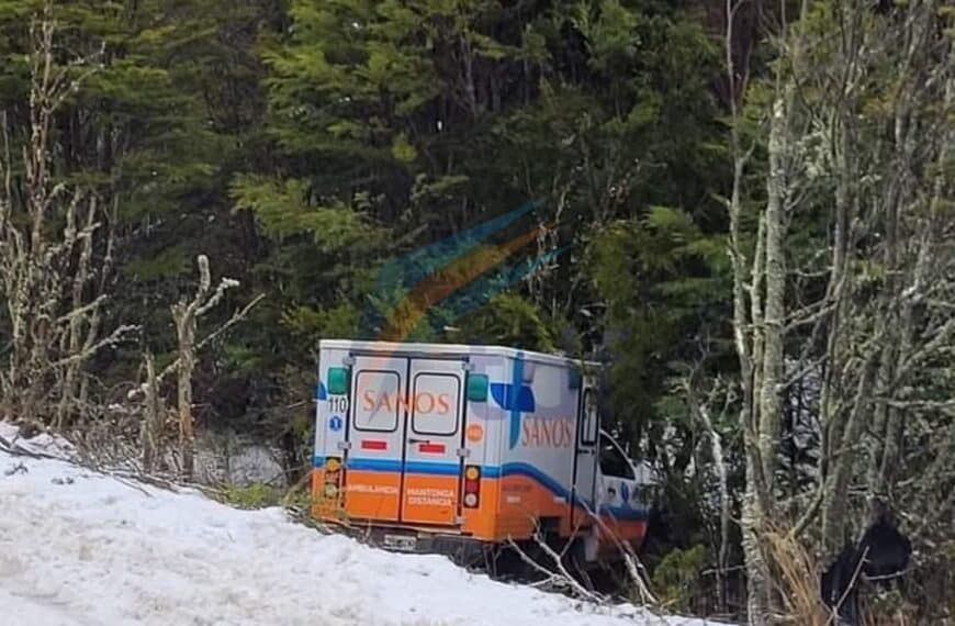 Se accidentó una ambulancia en Tolhuin