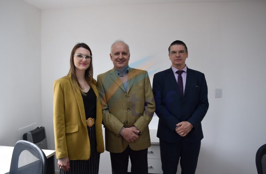 El Dr. José Péllegrino presentó la renuncia al juzgado de Tolhuin