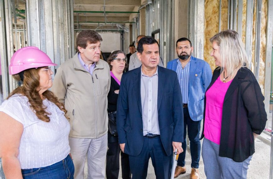 El Gobernador Melella recorrió la obra del Centro de Rehabilitación en Ushuaia