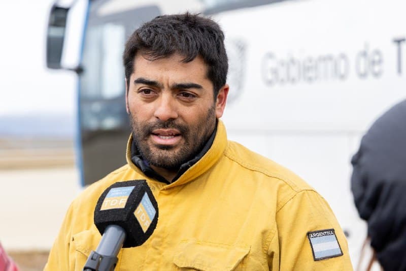 “La entrada a la reserva provincial Corazón de la Isla está prohibida para cualquiera que no esté afectado al incendio”