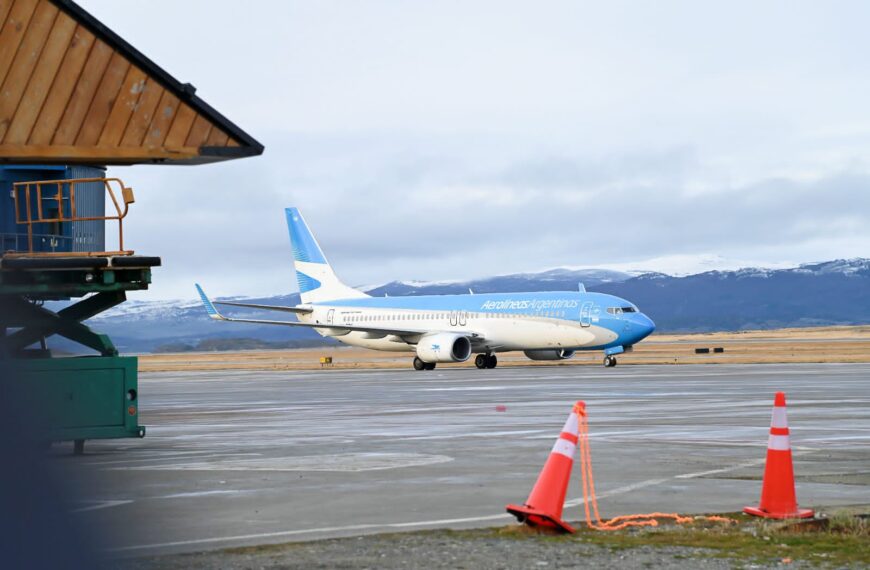El Aeropuerto de Ushuaia registró un movimiento de 353 mil pasajeros durante la temporada de verano