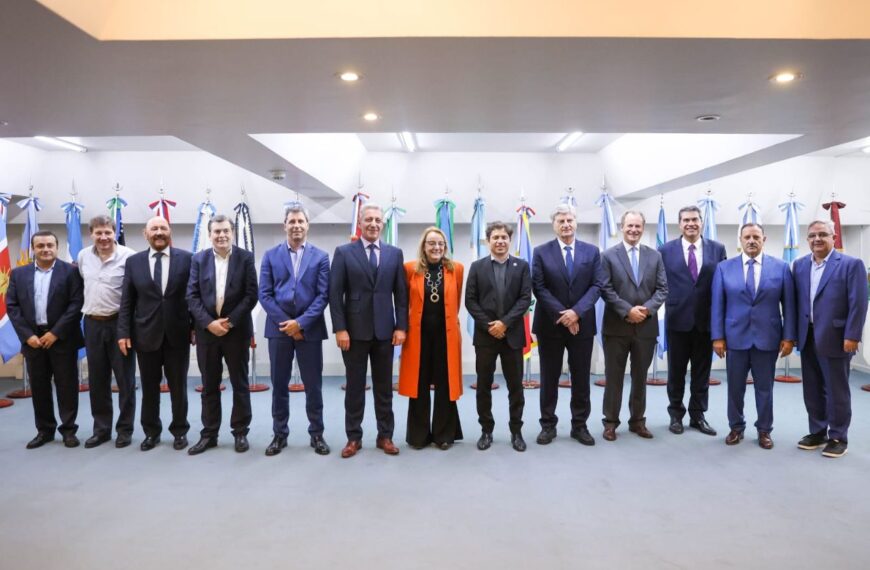 Melella participó de un encuentro con mandatarios provinciales