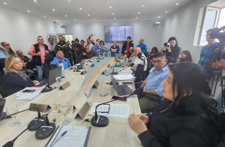 Sigue un fuerte debate en el Concejo Deliberante por el arribo de UBER en Río Grande