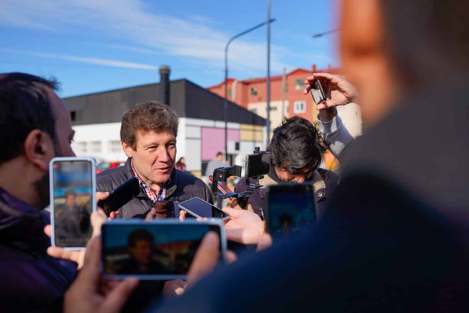 Gustavo Melella: “Milei ahora pasa la gorra por la casta, de eso no se vuelve”