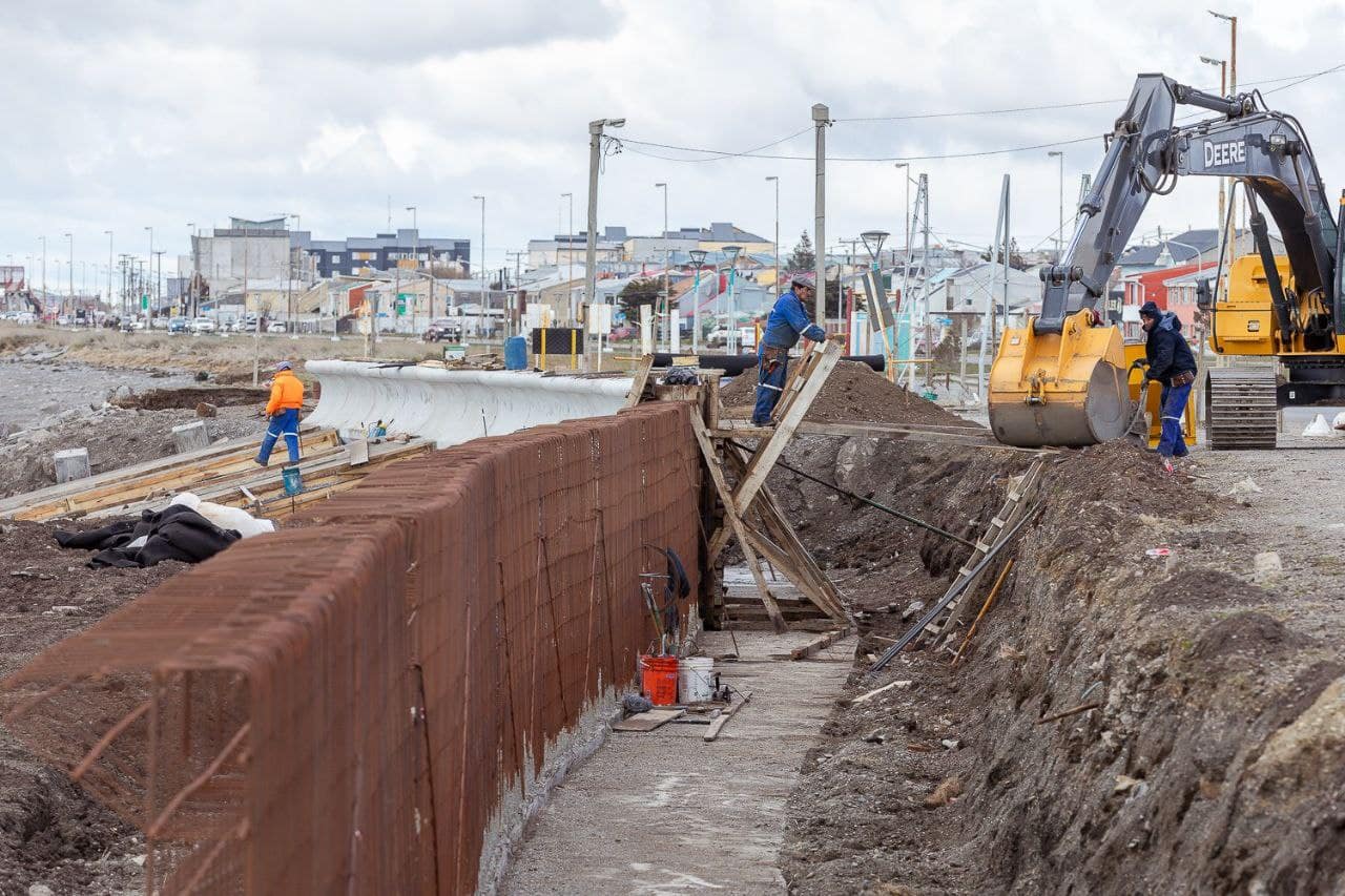 Se reanudaron los trabajos de la segunda etapa del muro costero