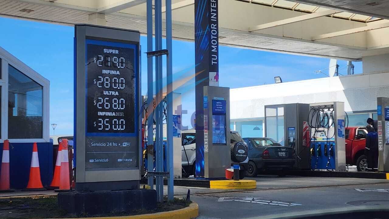 YPF subió 3% en promedio los precios de los combustibles tras las elecciones