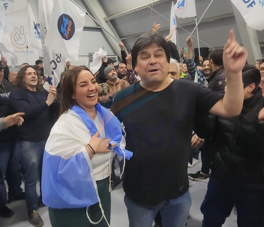 Araujo y Freites celebraron en una noche dividida de Unión por la Patria
