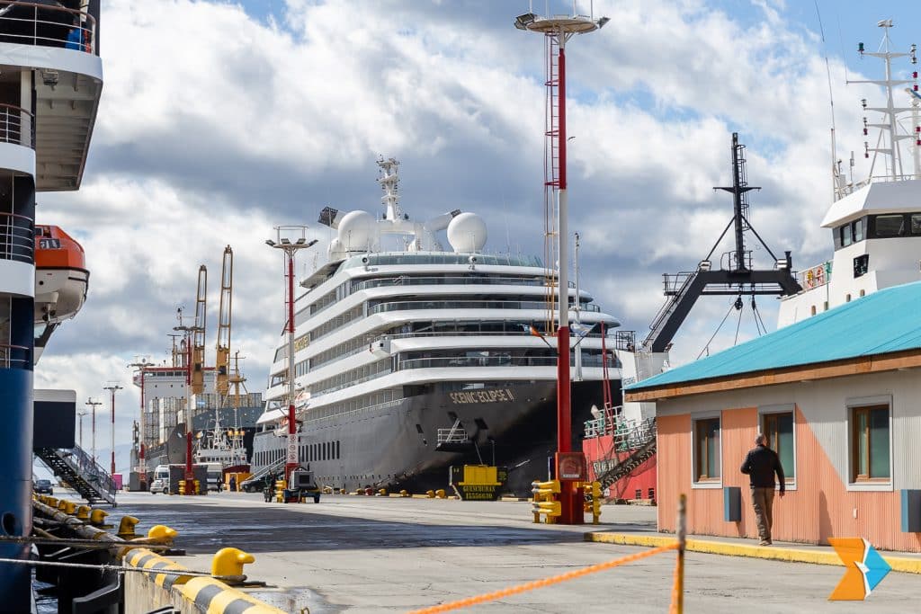 El crucero Scenic Eclipse II arribó a Ushuaia por primera vez