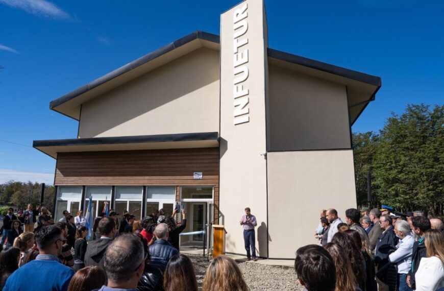 Melella encabezó la inauguración del nuevo edificio del INFUETUR en Ushuaia