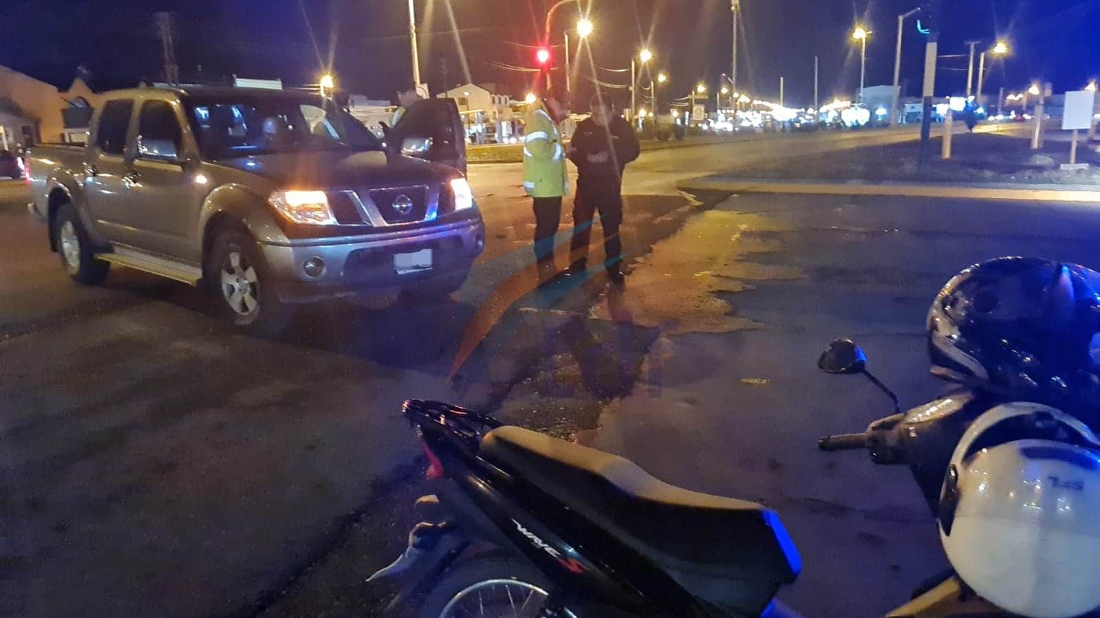 Joven herida en el choque entre una camioneta y una moto