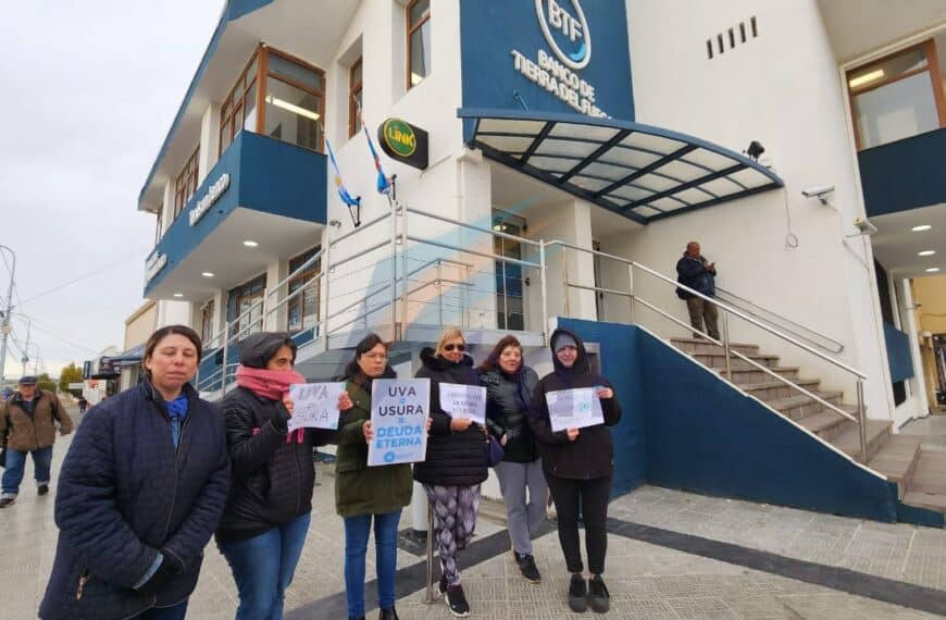 “Parece que nos toman el pelo al estar ofreciendo nuevamente estos créditos UVA”