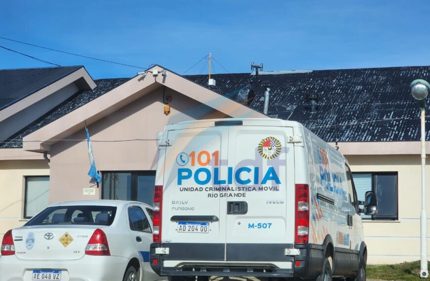 Un hombre que tenía una rebeldía por un hurto en La Anónima fue detenido por la Policía Federal