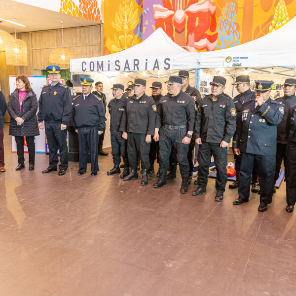“Felicito a las y los policías de la Provincia por su identidad y compromiso” afirmó Urquiza