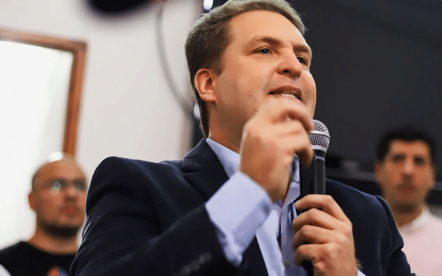 Von der Thusen mira hacia la intendencia: «Hay muchas cosas para cambiar en Río Grande»