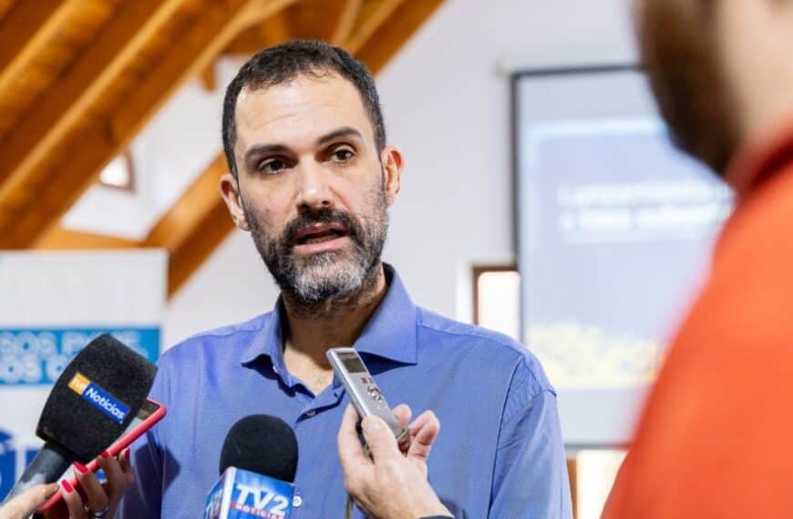 Devita sobre el medio aguinaldo estatal: «Es muy fuerte decir peligra el pago”