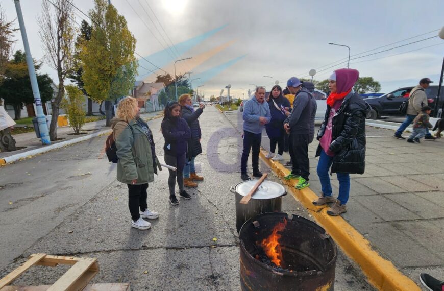 “Los 70 comedores que asistimos saben que la regla fundamental es que cocinen”