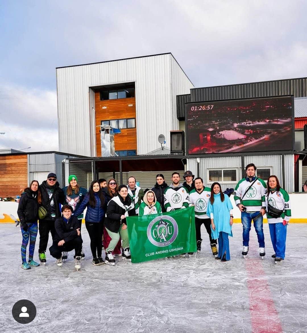 Se inauguró la temporada de la pista de hielo «Carlos Tachuela Oyarzún»