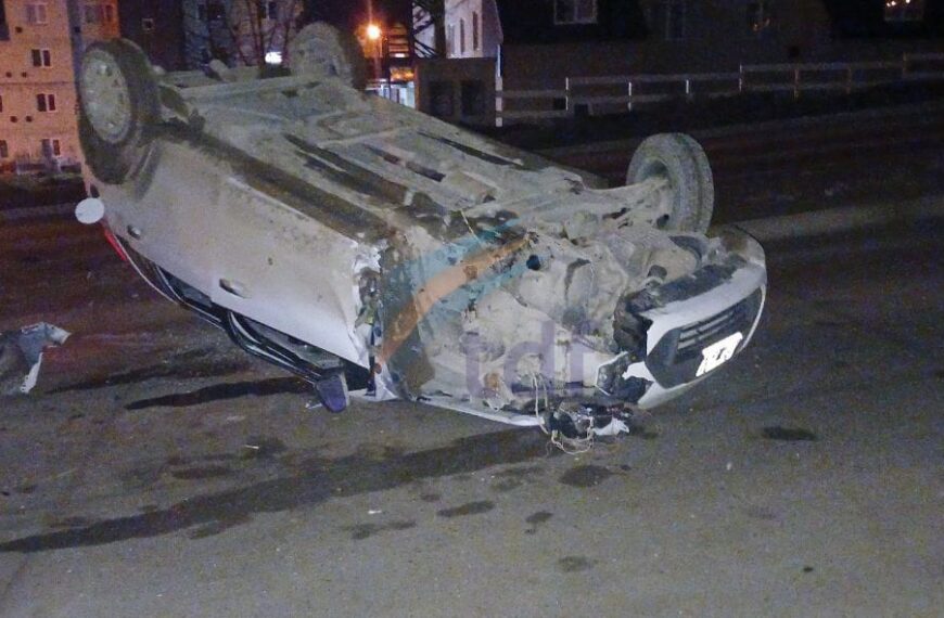 Vuelco sin heridos en Altos de la Estancia