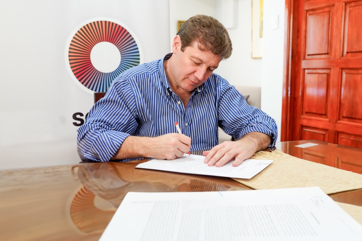 El gobierno acordó con Tierra del Fuego Energía y Química para que retomen las inversiones en la industrialización de gas