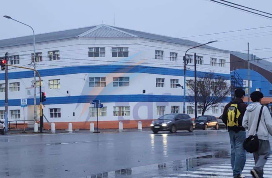 Allanaron los domicilios de los estudiantes del Cepet que amenazaron con «un tiroteo»