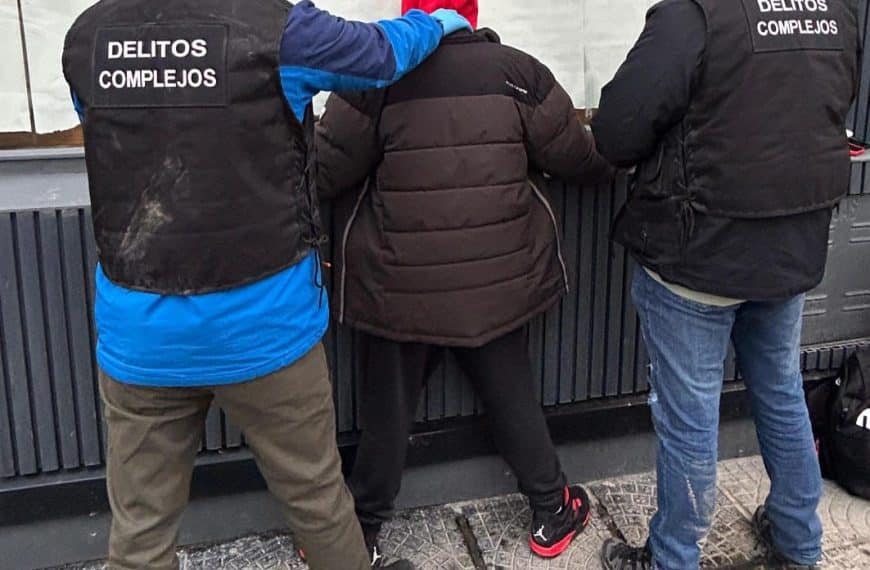 Detuvieron a una banda de Neuquén que produjo un millonario robo de una caja fuerte en Ushuaia