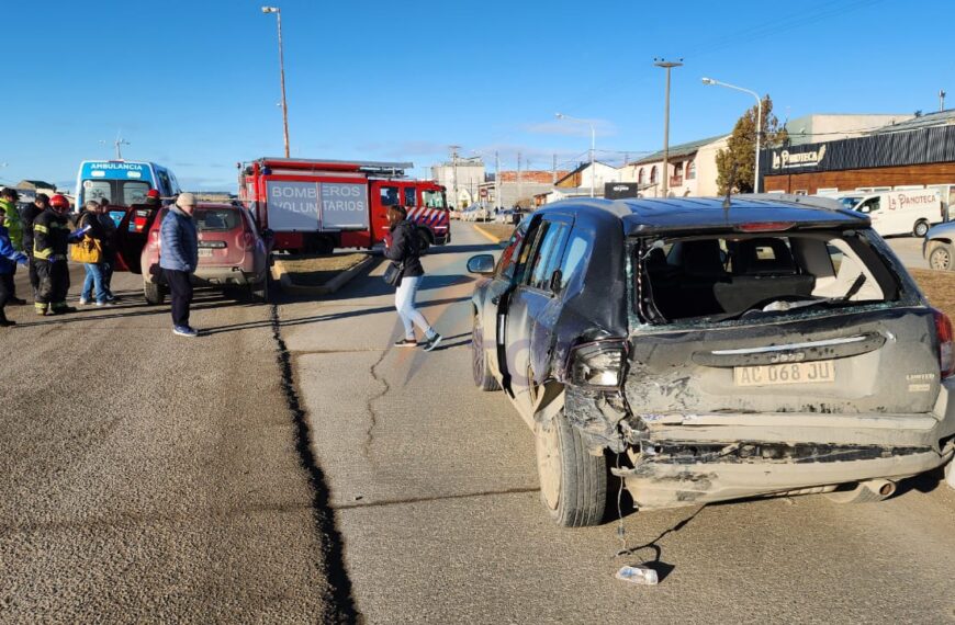 Violento choque sobre la Ruta en cercanías a la rotonda del Cemep