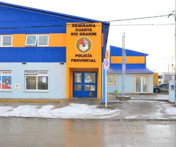 Dos personas aprehendidas tras incidentes con la policía en la Margen Sur