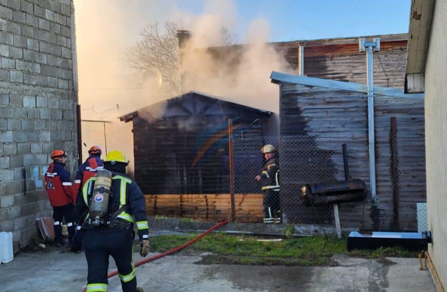 Una vivienda se prendió fuego en el casco viejo de la ciudad