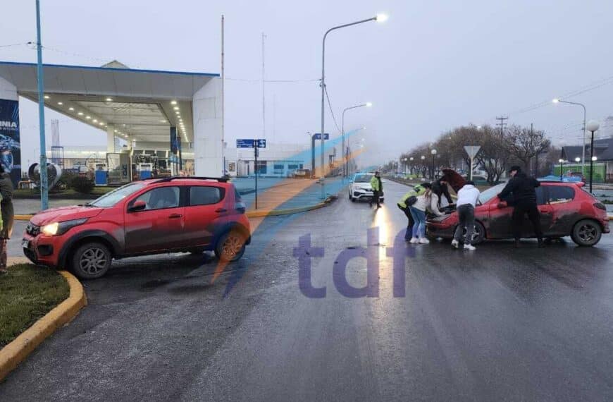 Choque en Belgrano y Elcano por la escarcha