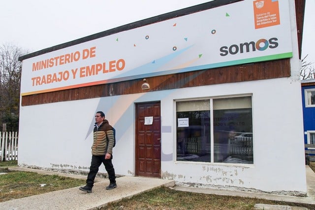 Ministerio de Trabajo intervino en el caso del albañil que viajaba a dedo para cobrar deuda a una constructora