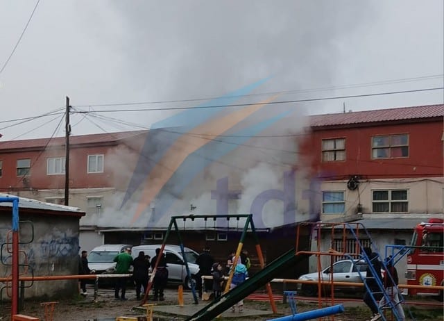 Alerta por incendio en una panadería sita en un edificio de Chacra 2