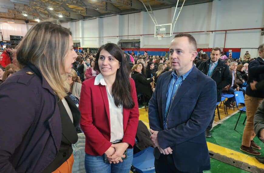 ”Hay que pensar en los intereses de los fueguinos, no en función a lo que pide el Gobierno Nacional”