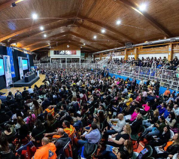 Siguen abiertas las inscripciones para el 5°Congreso de Industria Tecnológicas destinado a docentes