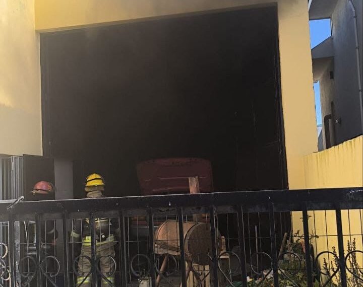Incendio en un galpón de Río Grande: un hombre fue trasladado al hospital