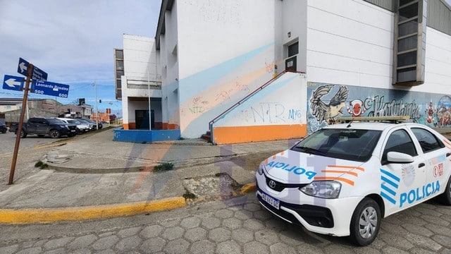 robo gimnasio escuela1