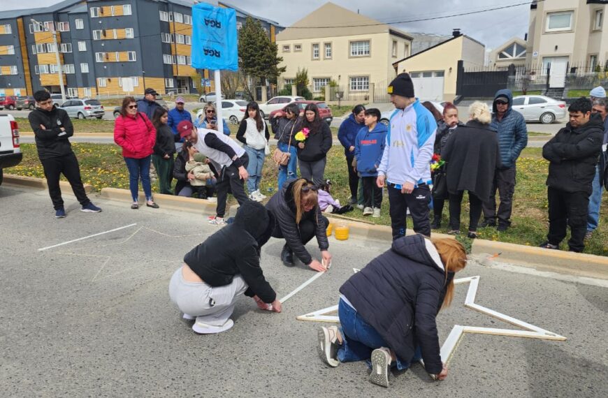 Pintaron nuevas estrellas amarillas en Rio Grande para recordar víctimas de accidente de tránsito