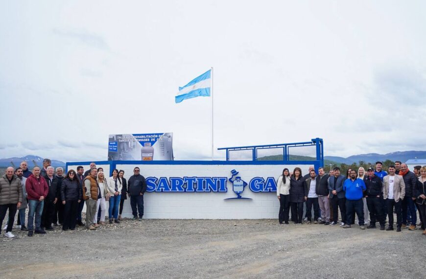 El Municipio acompañó la inauguración del nuevo taller de Sartini Gas en Tolhuin