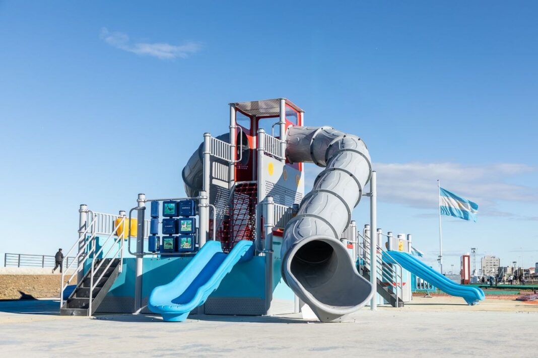 photo_4931563526552226603_y