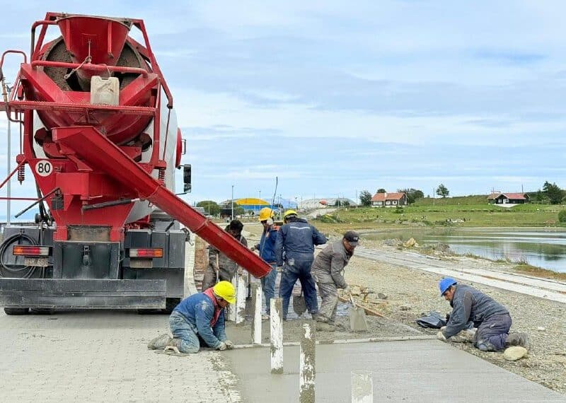 Continúan los trabajos de mantenimiento y mejoras en distintos puntos de la ciudad de Ushuaia