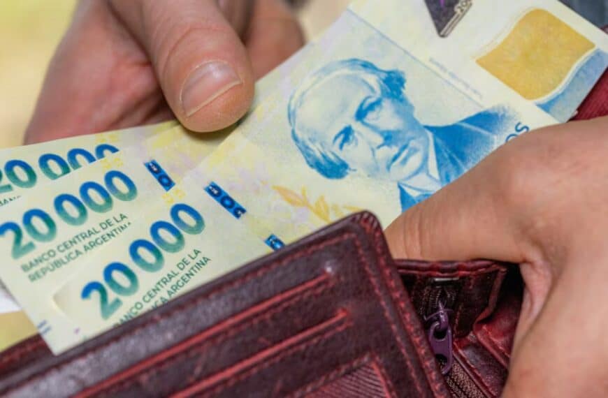 Los salarios registrados quedaron por debajo de la inflación en 2025