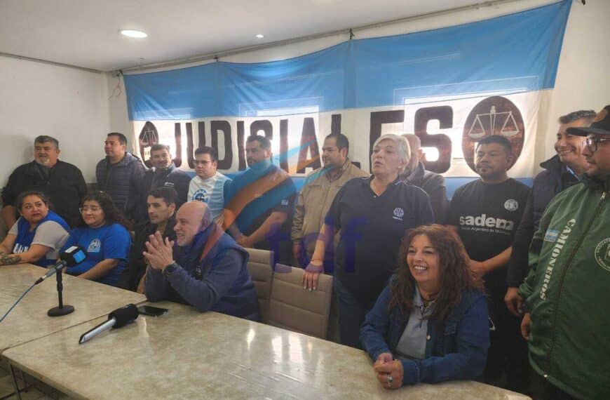 Desde la CGT aseguraron «vamos a esperar el resultado de la sesión y decidir como seguimos»