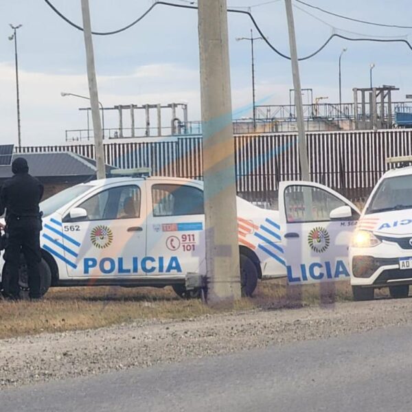 Detuvieron a un hombre que ingresó al predio de una empresa